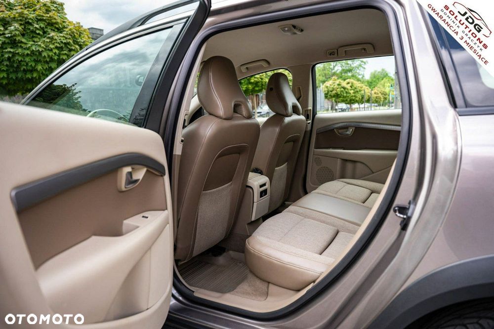 Volvo XC 70 - 28