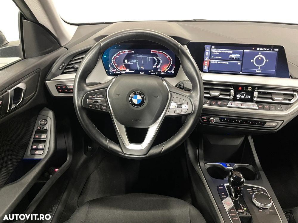 BMW Seria 2 218d AT - 7