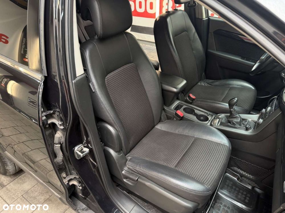 Chevrolet Captiva - 38