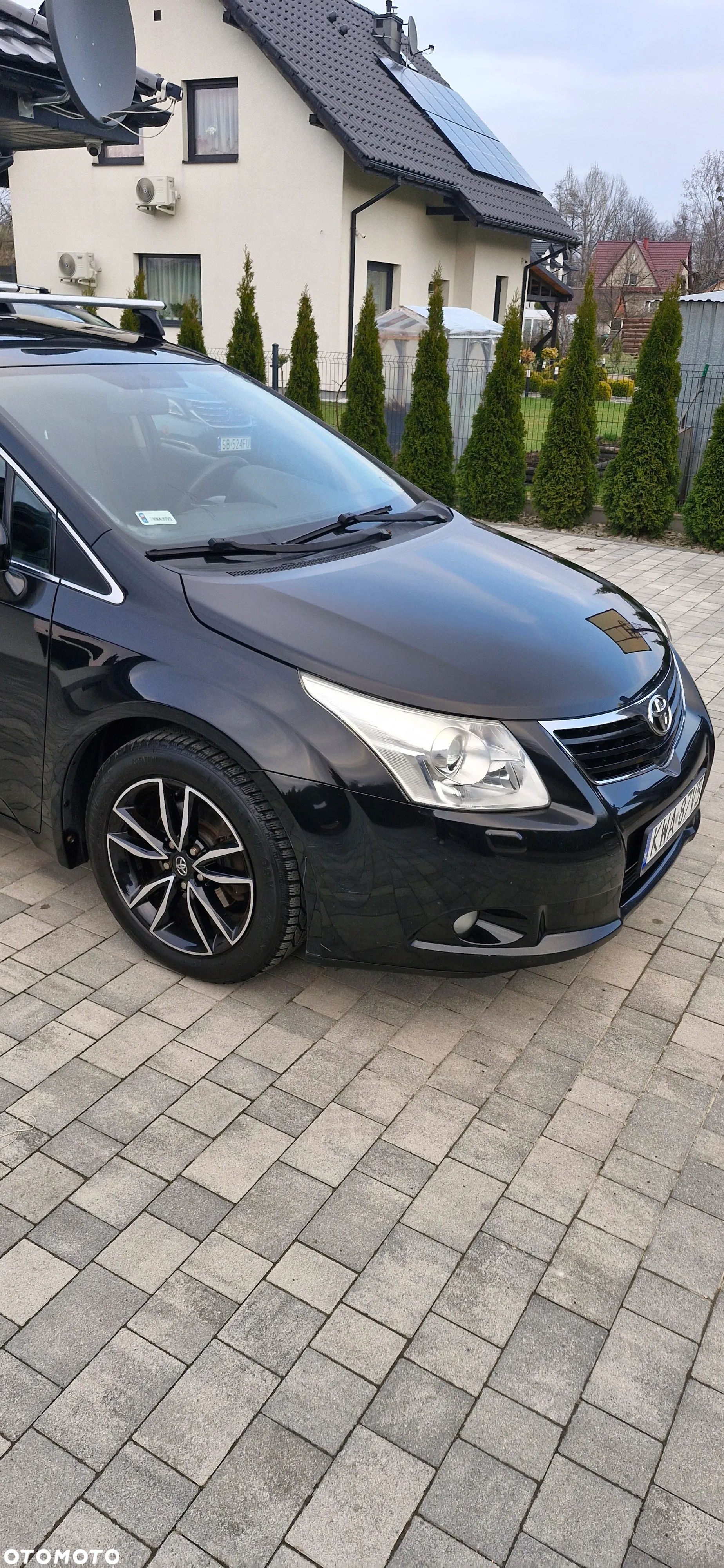 Toyota Avensis - 2