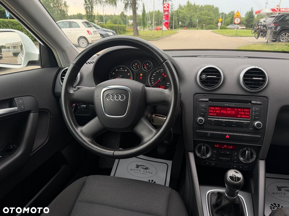 Audi A3 Sportback 1.6 Attraction - 5