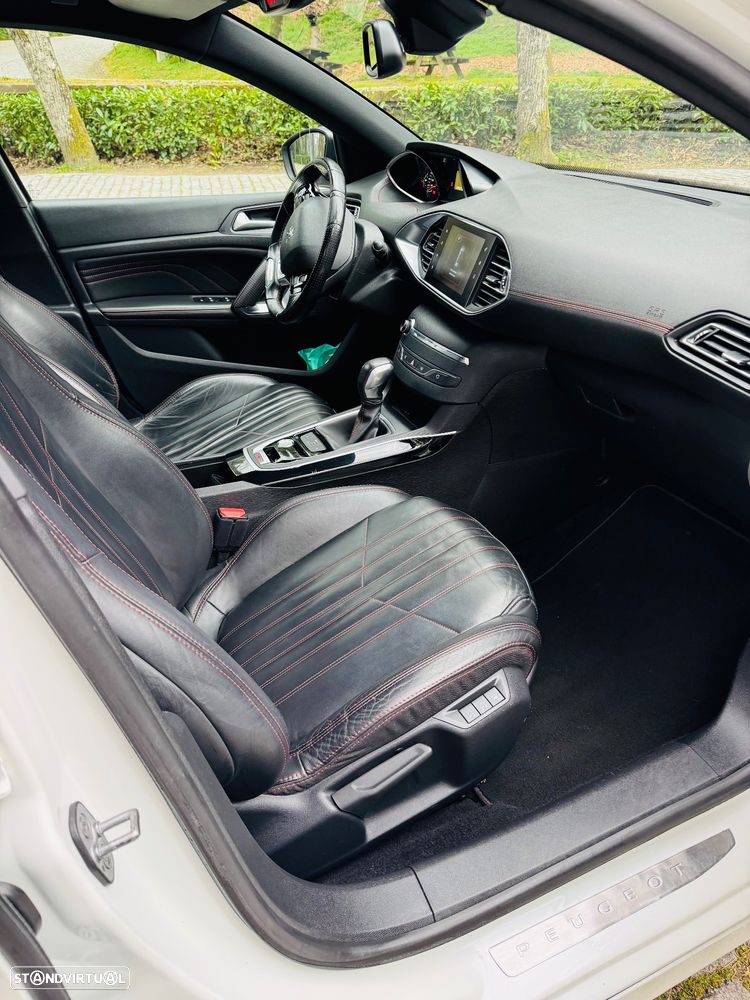 Peugeot 308 SW - 7