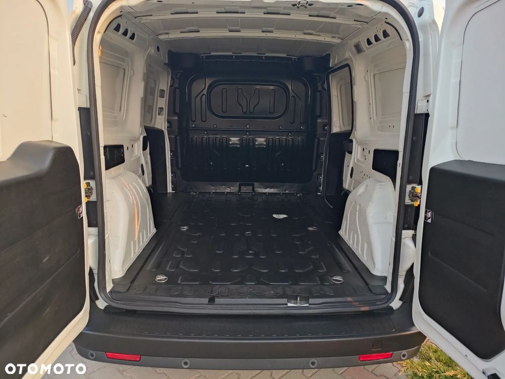 Fiat DOBLO MAXI - 26