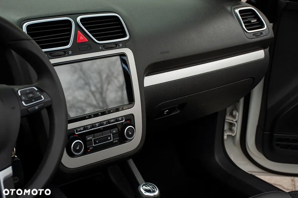 Volkswagen Eos 2.0 TDI DPF BlueMotion Technology Exclusive - 30