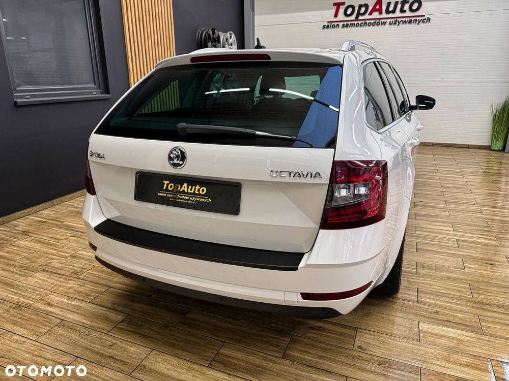 Skoda Octavia 2.0 TDI DSG Style - 8