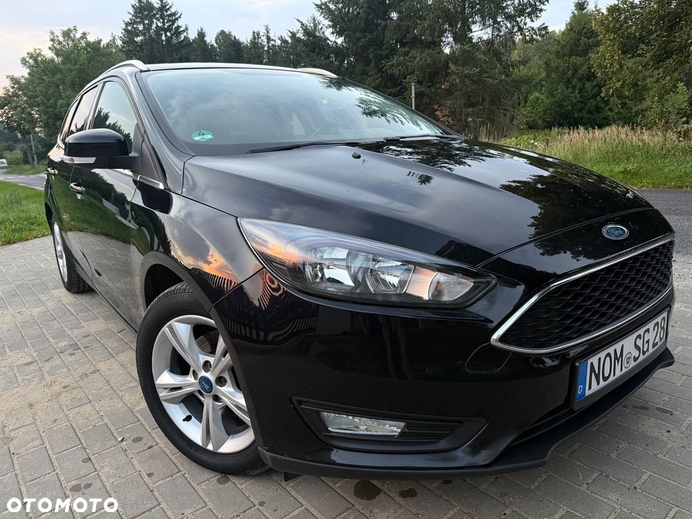 Ford Focus 1.0 EcoBoost Titanium - 1