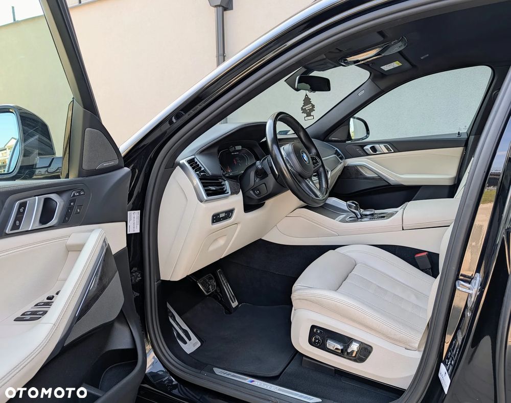 BMW X6 - 13