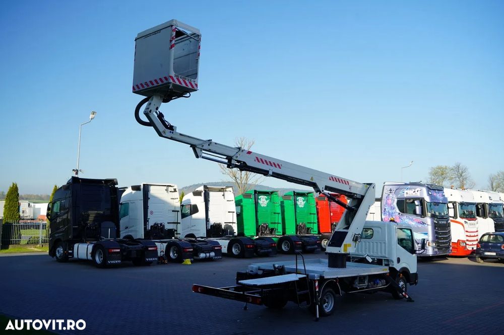 Nissan CABSTAR / ELEVATOR DE 20 DE METRI / GSR E200TE4 / DUBLU / CAPACITATE DE RIDICARE - 200 kg / 4 STABILIZATOARE / - 7