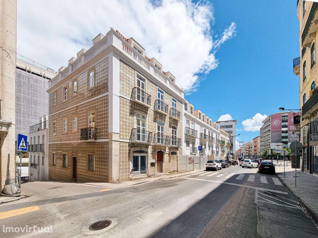 Loja com 52m² no Largo de Santa Bárbara – Coração de Arroios, Lisboa - Grande imagem: 4/9
