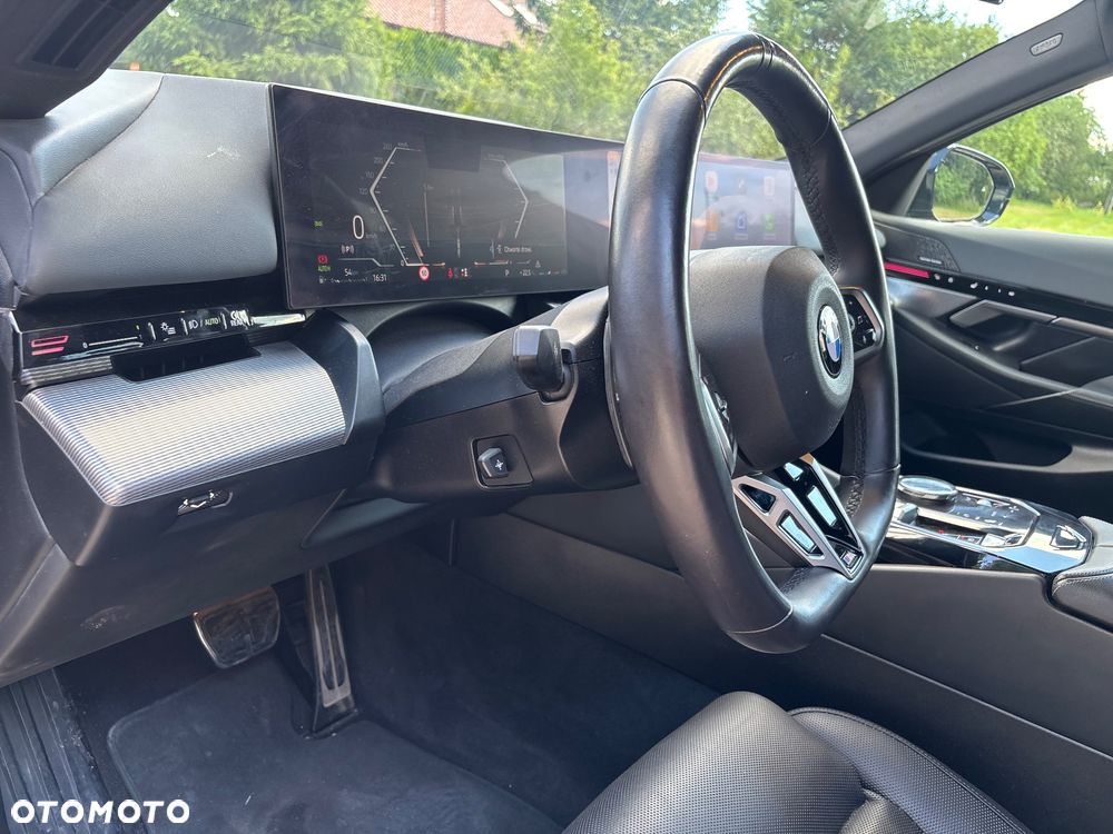 BMW Seria 5 520d mHEV M Sport - 28