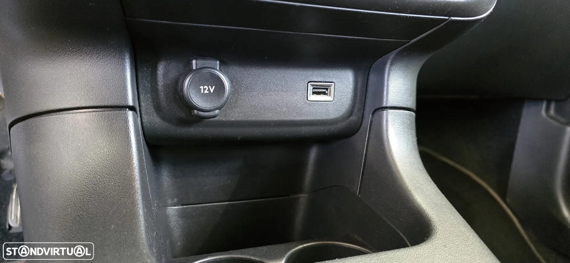 Citroën C3 1.5 BlueHDi C-Series - 23