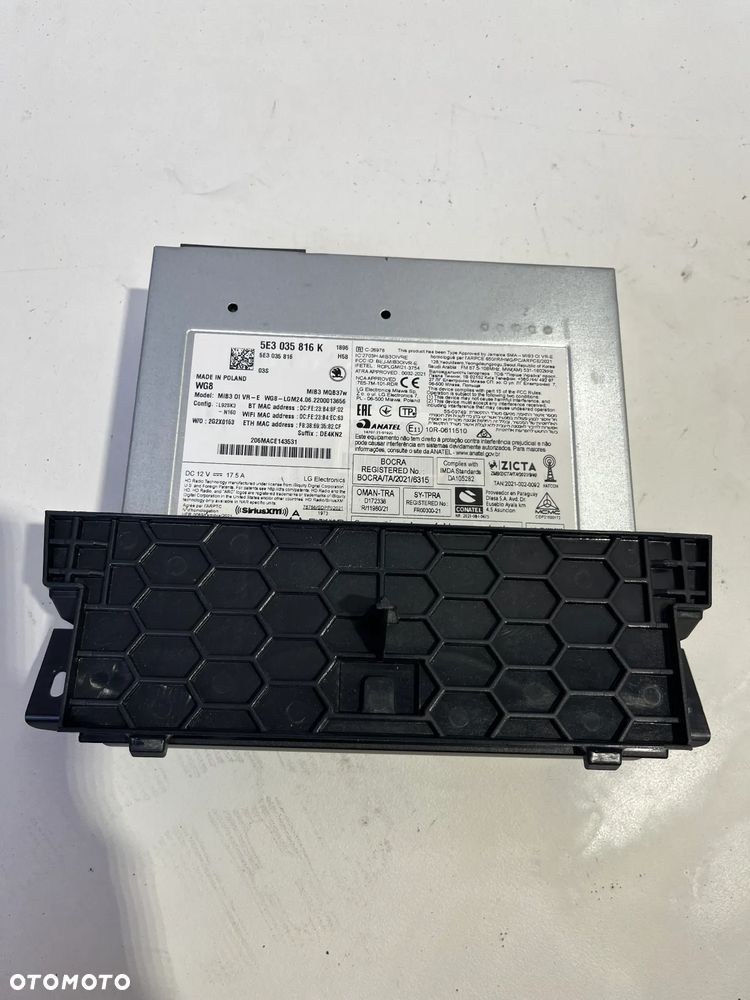 PANEL CZYTNIK NAWIGACJI SKODA OCTAVIA 5E3035816K - 4