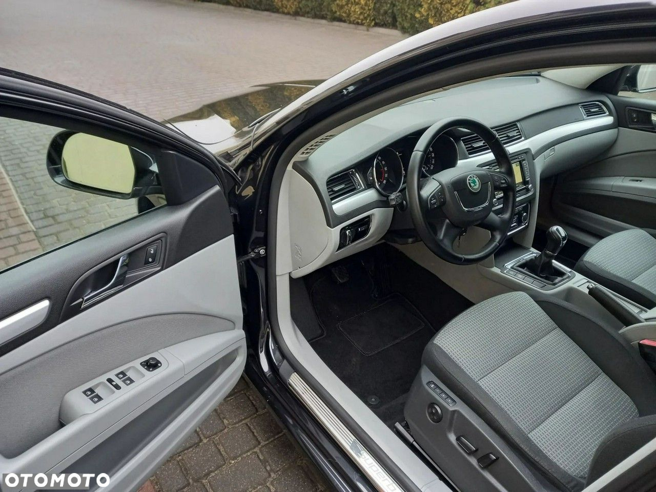 Skoda Superb 1.6 TDI Platinum - 26