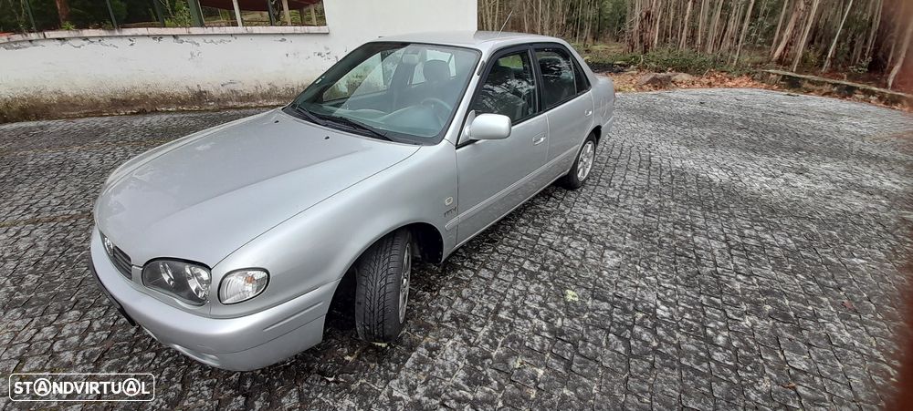 Toyota Corolla L/B 1.4 Base - 2