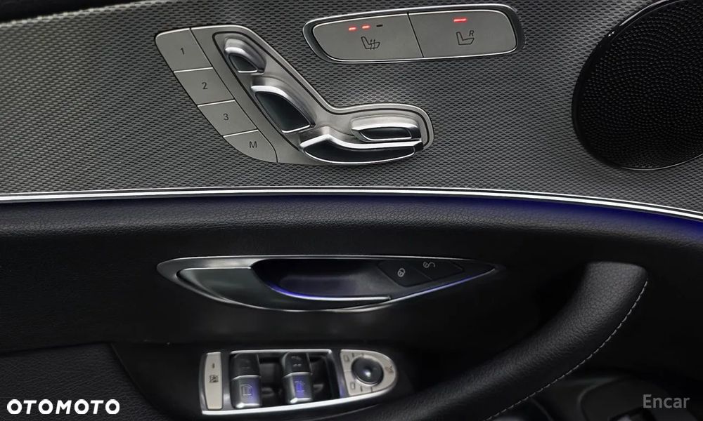 Mercedes-Benz Klasa E 300 d 9G-TRONIC Avantgarde - 29