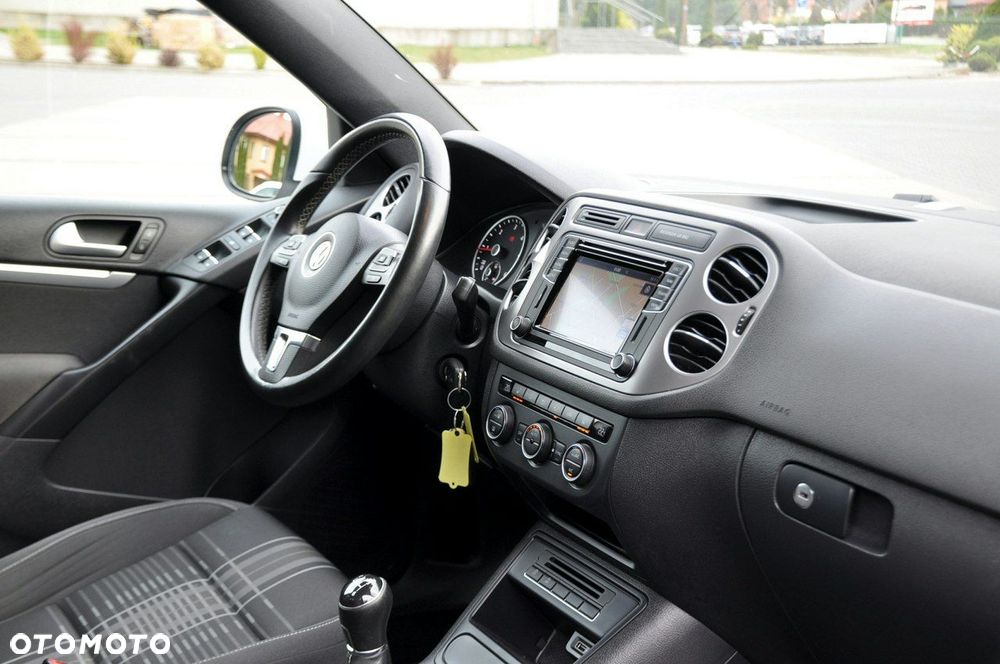 Volkswagen Tiguan - 18