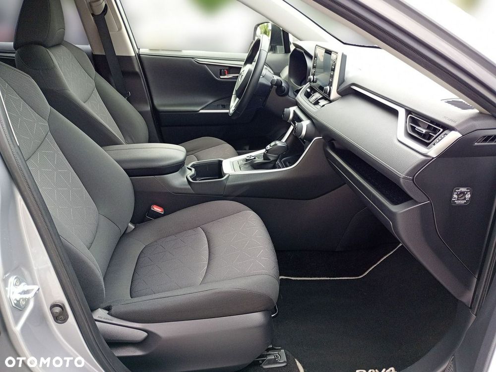 Toyota RAV4 - 29