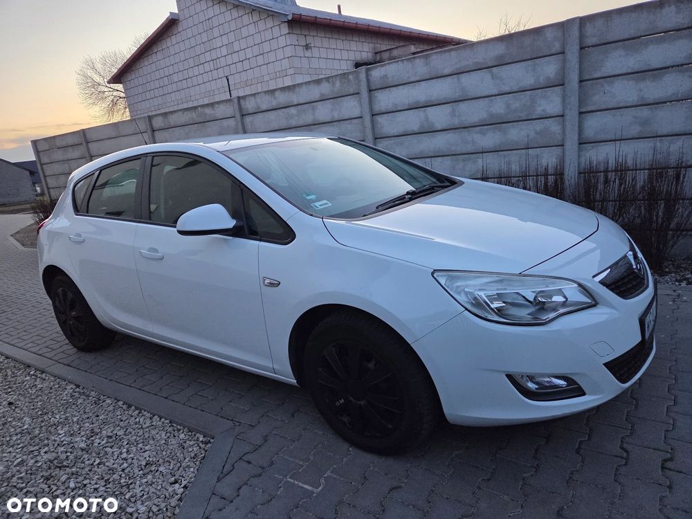 Opel Astra - 2