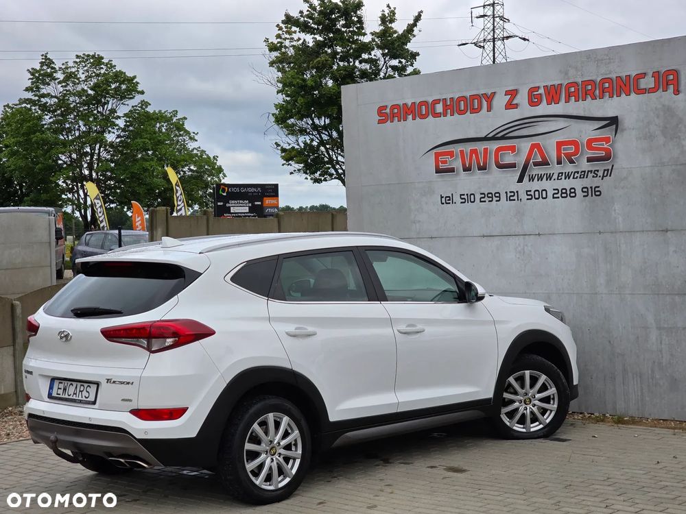 Hyundai Tucson 2.0 CRDi 4WD Automatik Advantage - 39