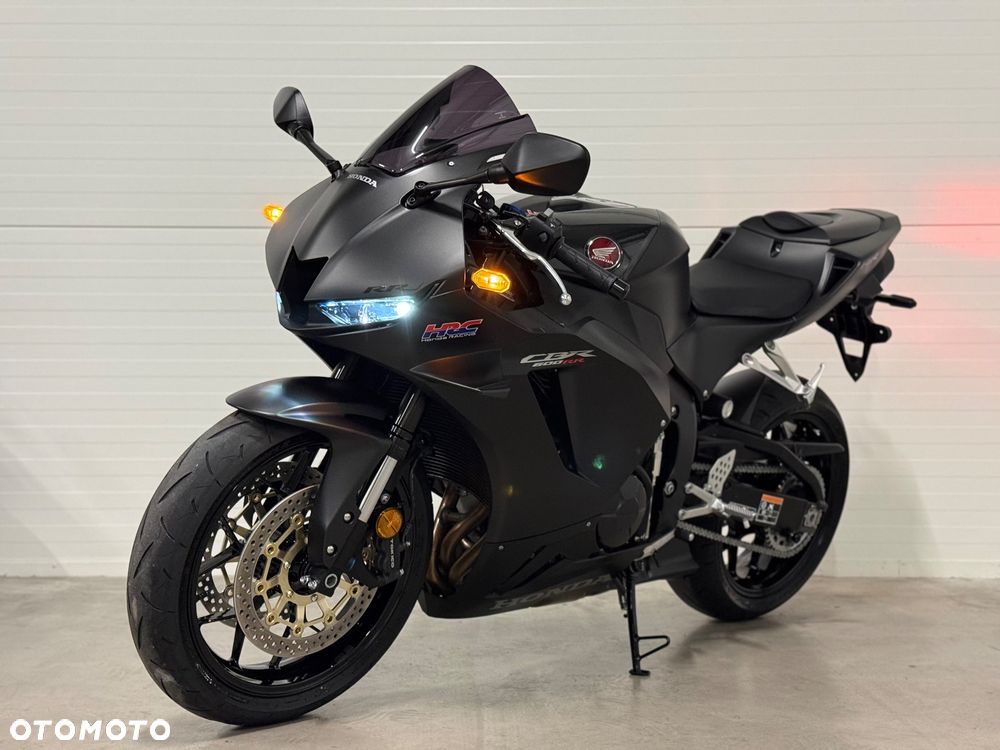 Honda CBR - 7