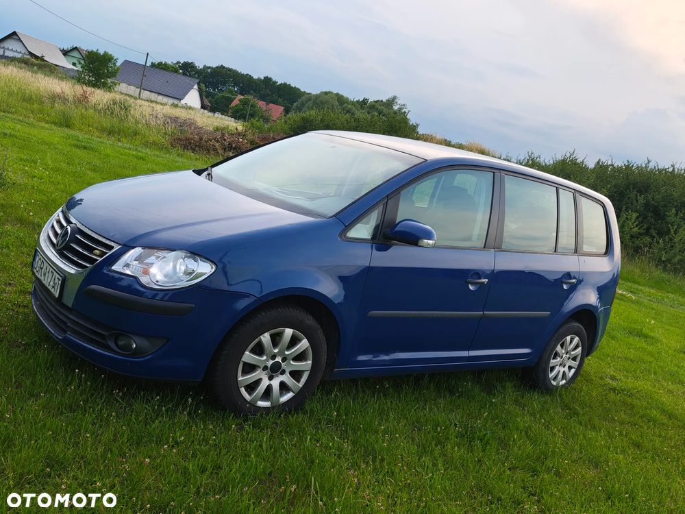 Volkswagen Touran 1.9 TDI Conceptline - 4