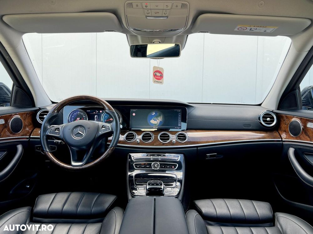 Mercedes-Benz E 300 9G-TRONIC Exclusive - 7