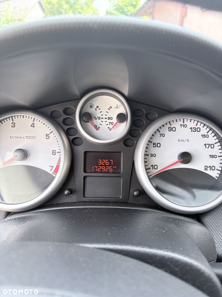 Peugeot 207 - 5