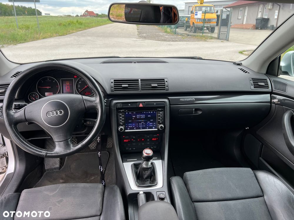 Audi A4 Avant 1.9 TDI quattro - 13