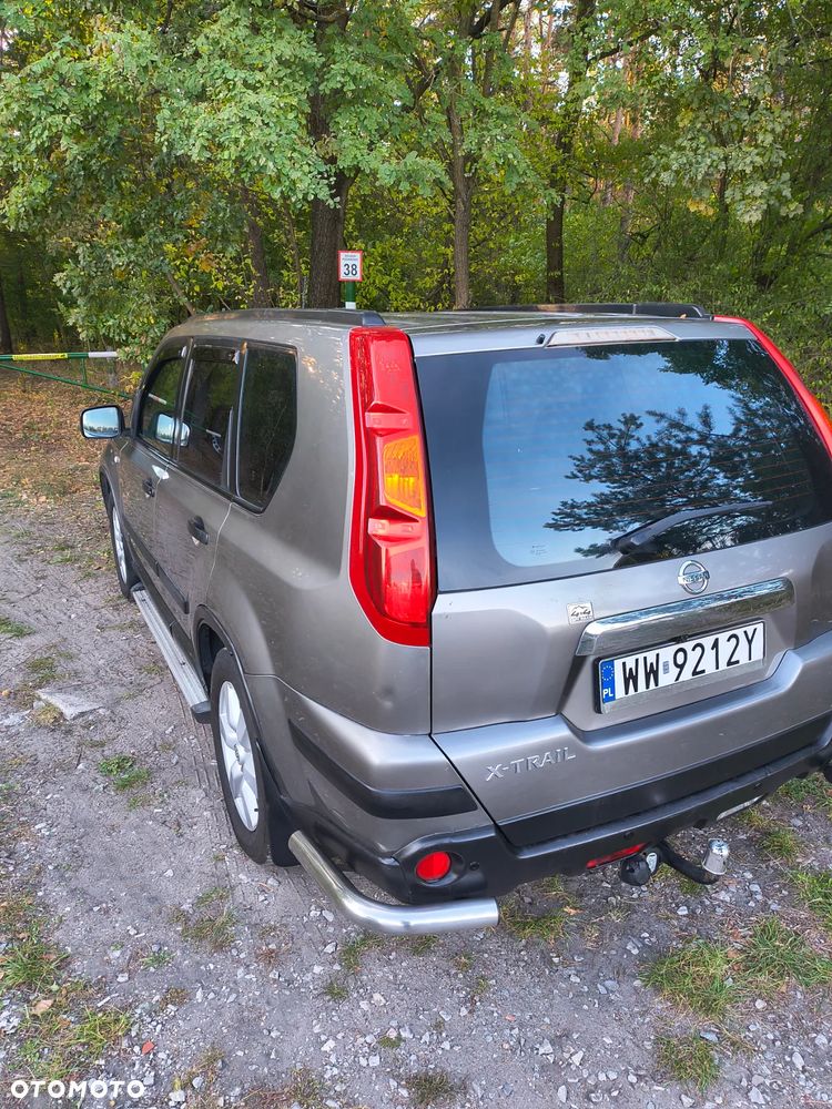 Nissan X-Trail 2.0 dCi LE - 6