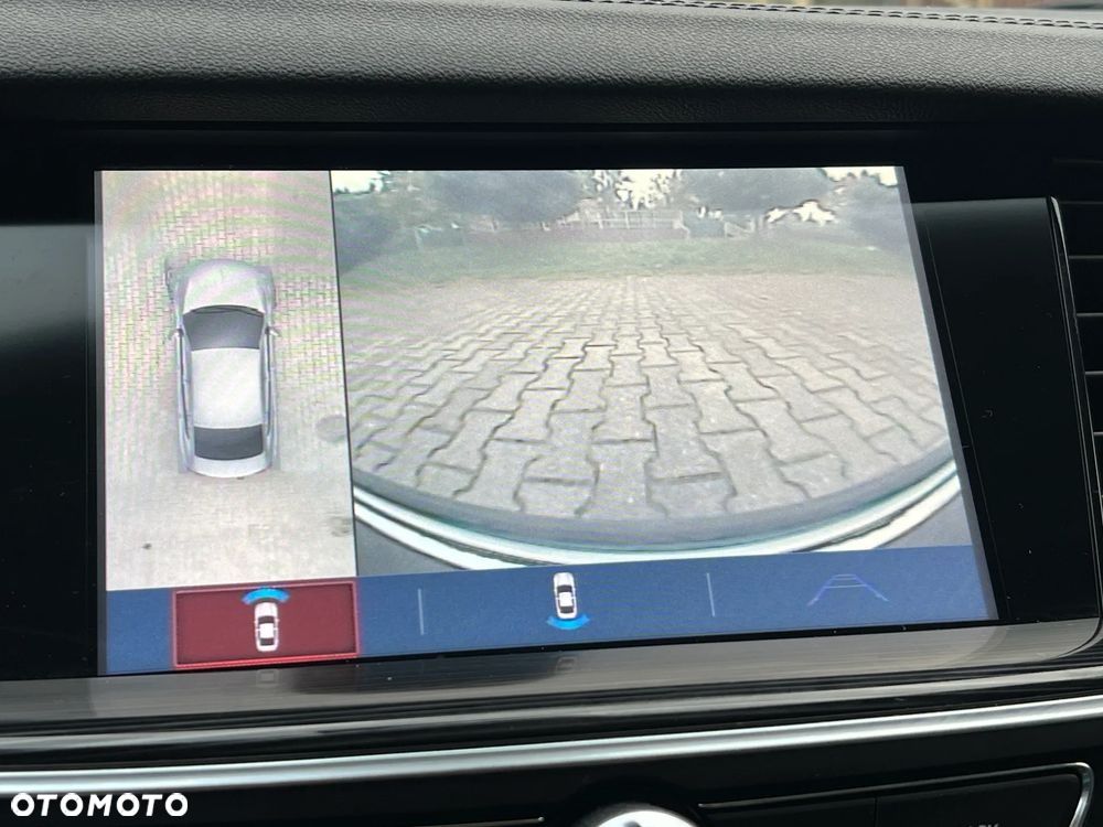 Opel Insignia - 31