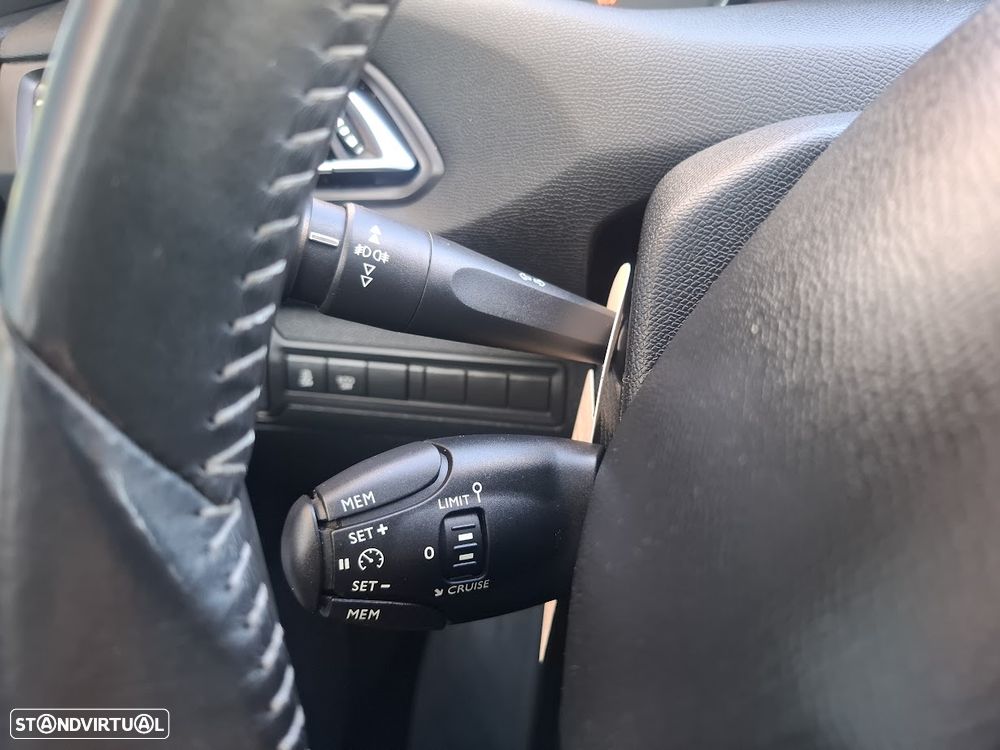 Peugeot 308 SW BlueHDi 120 Stop & Start Allure - 24