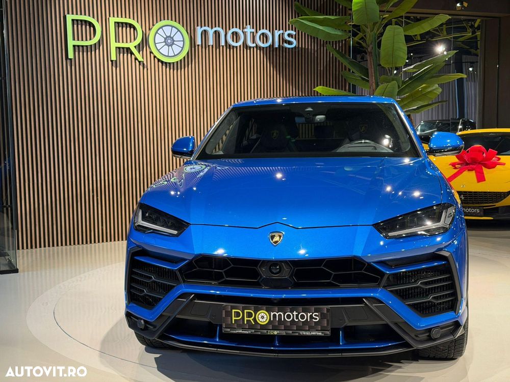 Lamborghini URUS - 35