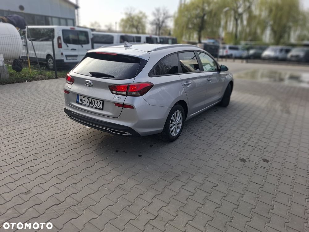 Hyundai i30 1.0 T-GDI Classic + - 9