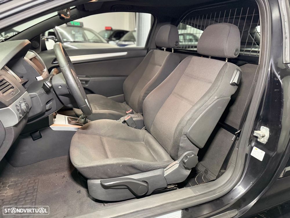 Opel Astra GTC 1.3 CDTI VAN - 10