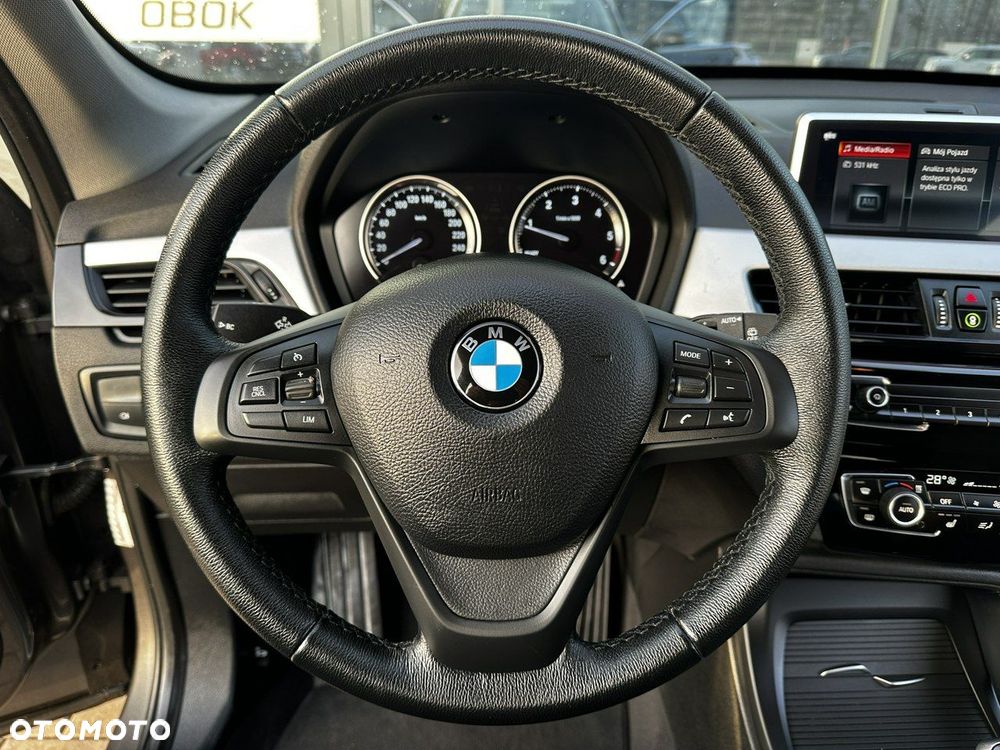 BMW X1 xDrive18d Advantage - 17