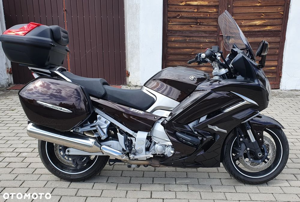 Yamaha FJR - 2