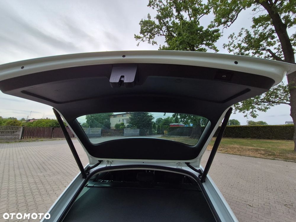Skoda Octavia 2.0 TDI 4x4 Ambition DSG - 26