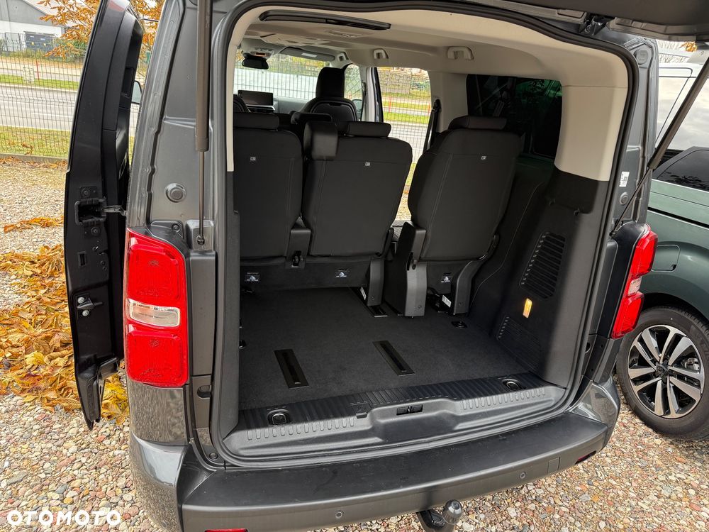 Peugeot Traveller 2.0 BlueHDi Long Business EAT8 - 3