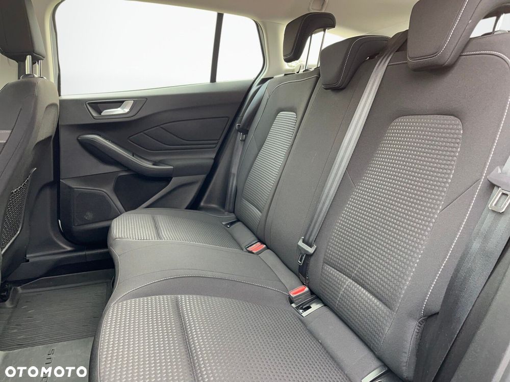 Ford Focus - 14