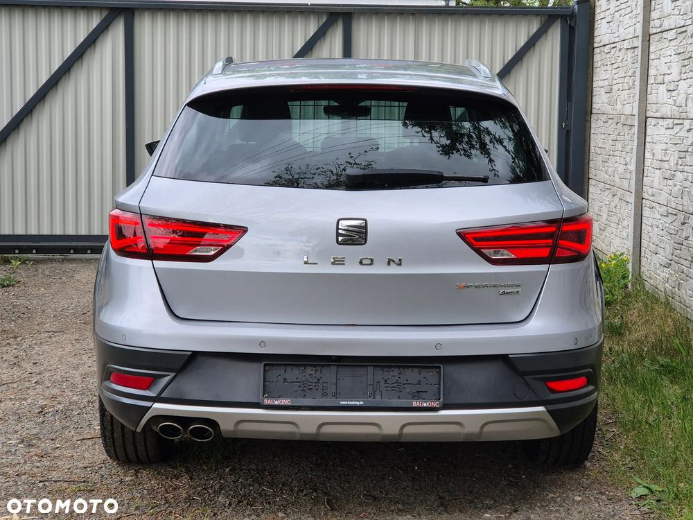 Seat Leon 2.0 TDI DPF Start&Stop DSG XCELLENCE - 10