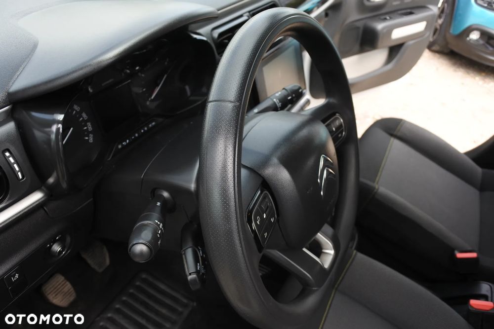 Citroën C3 Pure Tech 82 SHINE - 19