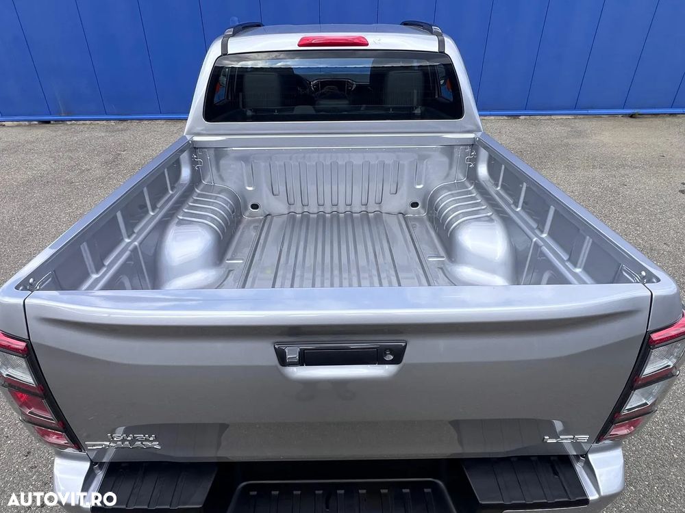 Isuzu D-MAX - 6