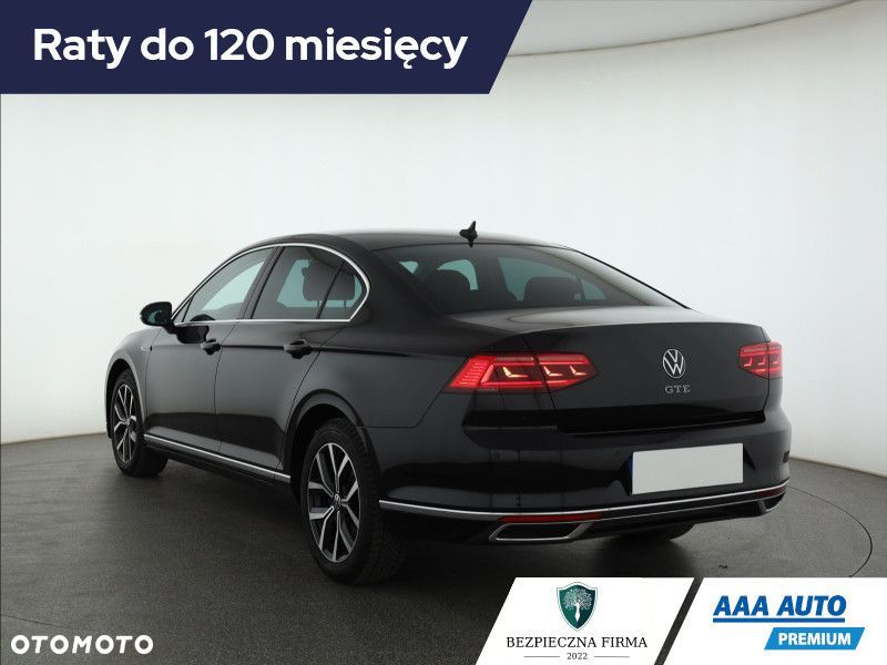 Volkswagen Passat - 6