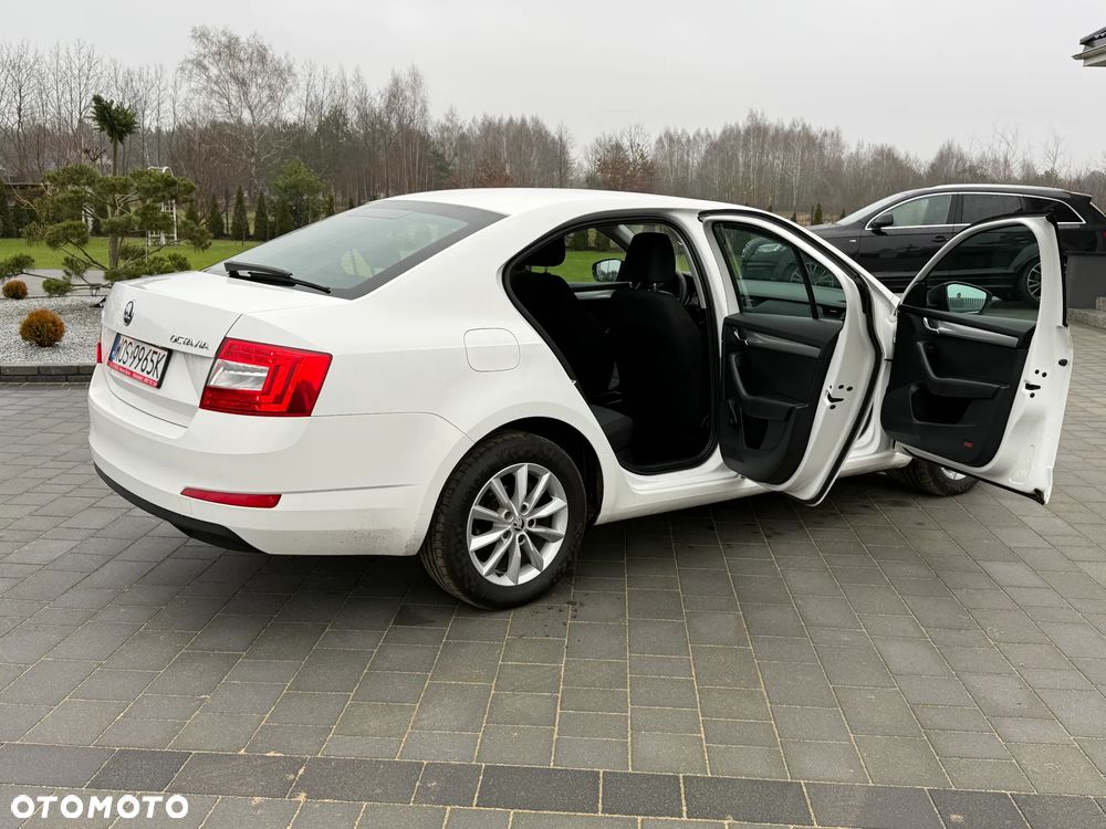 Skoda Octavia 1.6 TDI Elegance - 16