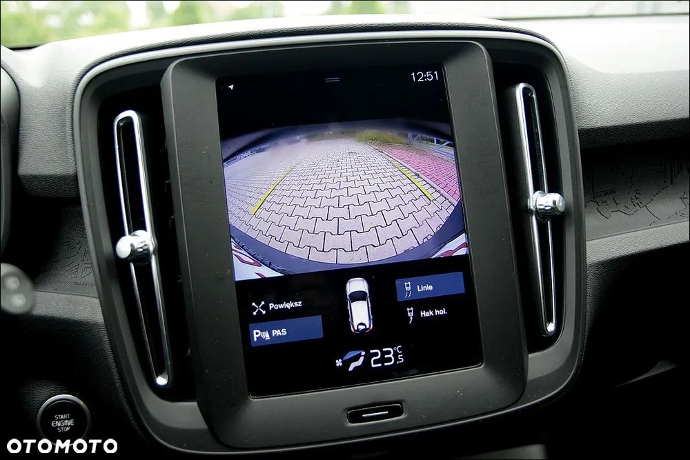 Volvo XC 40 D3 SCR Momentum - 32