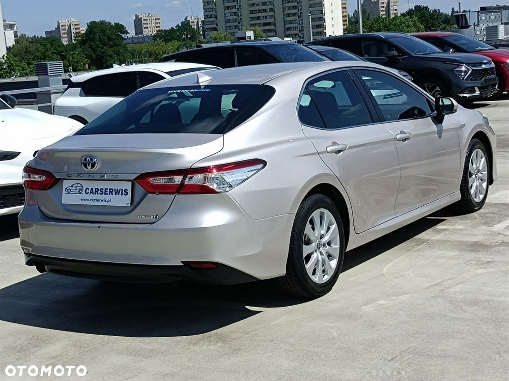 Toyota Camry 2.5 Hybrid Comfort CVT - 6