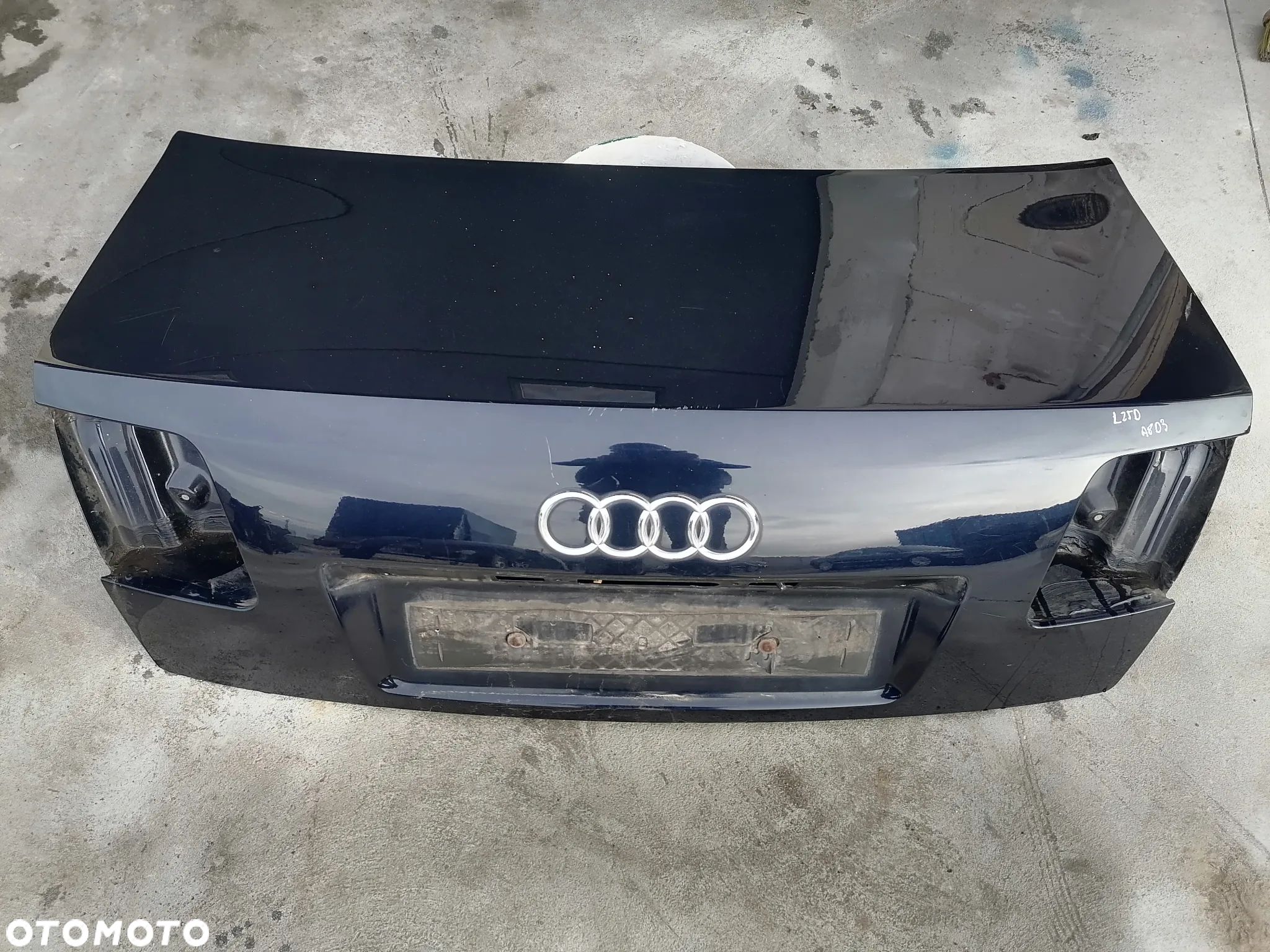 Klapa Bagażnika Pokrywa Tylna LZ5D Audi A8 D3 - 1