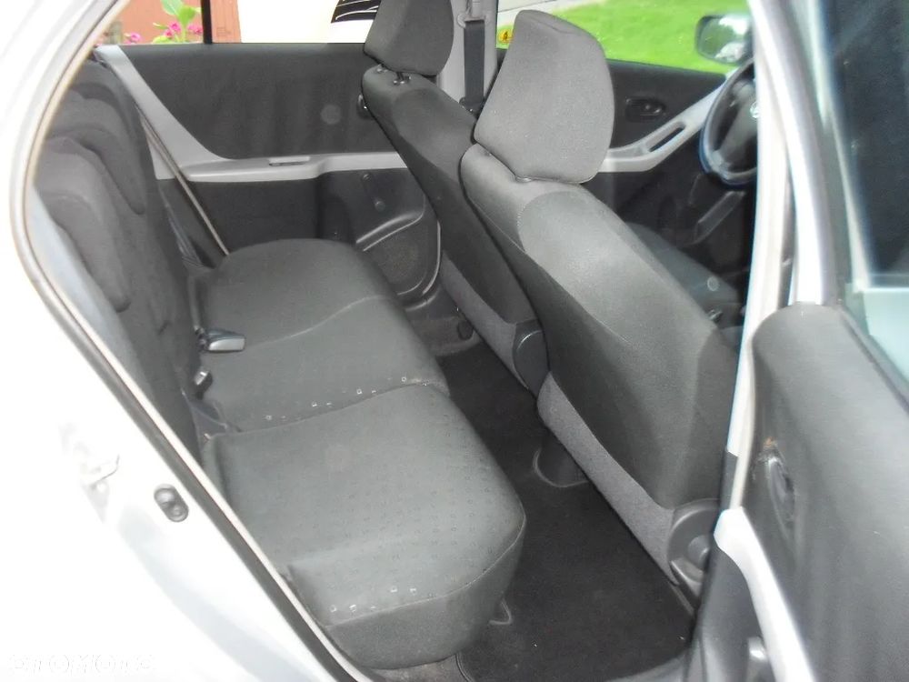 Toyota Yaris 1.4 D-4D Luna - 6