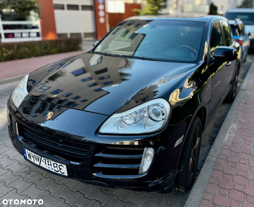 Porsche Cayenne S Tiptronic - 1