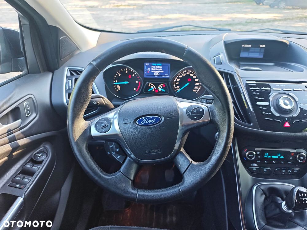 Ford Kuga 2.0 TDCi 4x4 Titanium - 25
